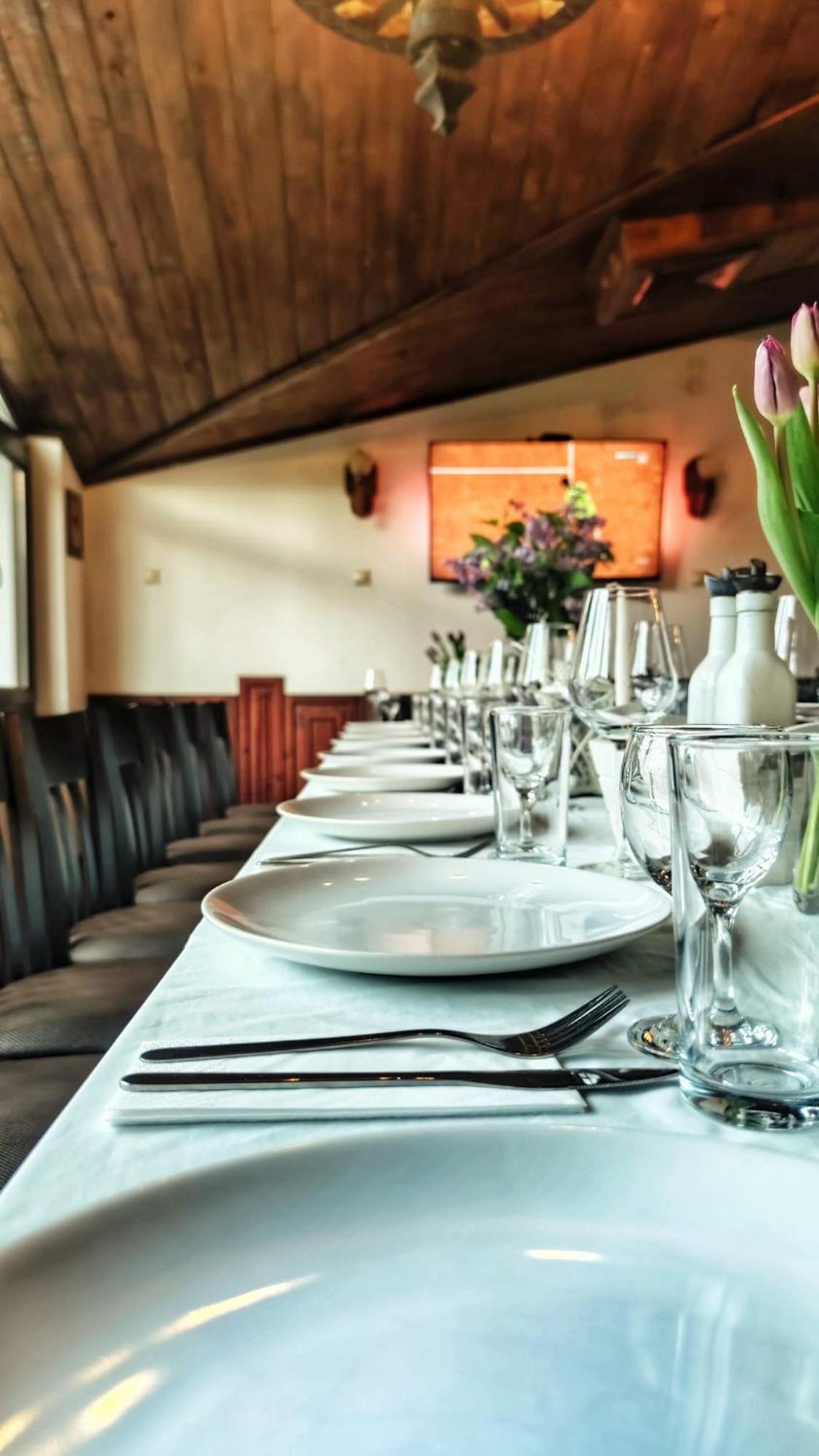 Hotel Kiprovets Chiprovtsi Bagian luar foto