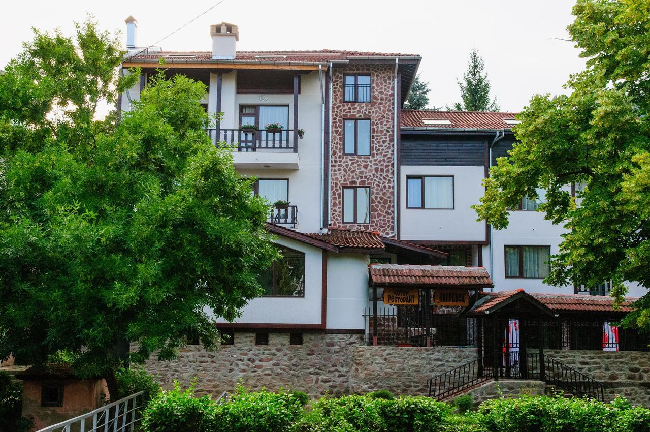 Hotel Kiprovets Chiprovtsi Bagian luar foto